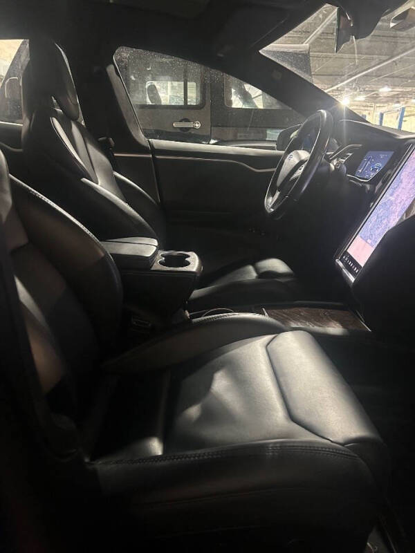 2018 Tesla Model S 75D