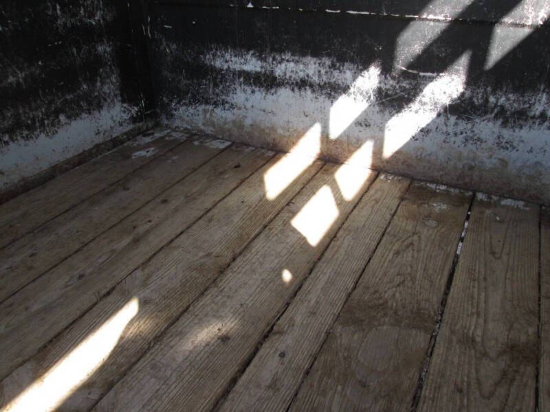 2001 Titan Trailer Standard