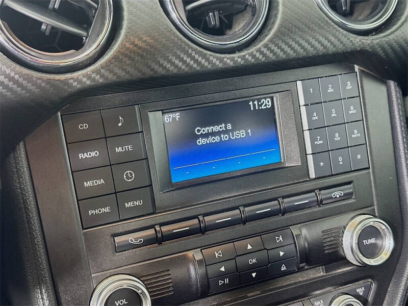 2015 Ford Mustang V6