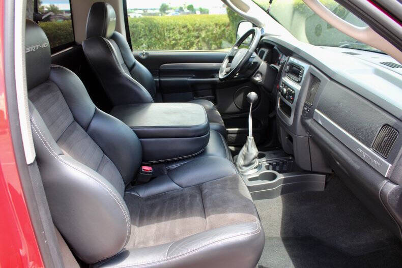 2004 Dodge Ram 1500 SRT-10