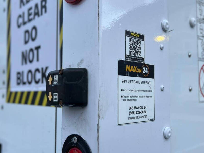 2020 Freightliner M2 106