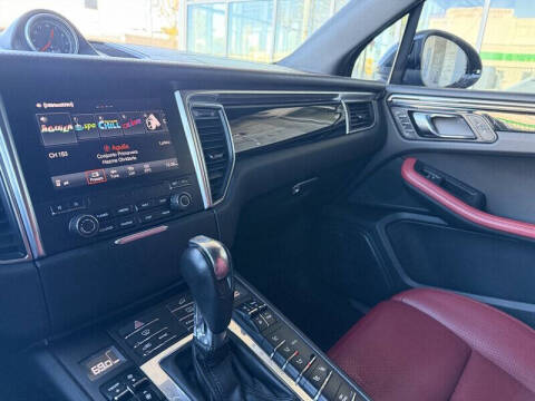 2017 Porsche Macan S