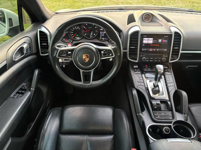 2018 Porsche Cayenne