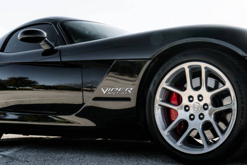 2006 Dodge Viper SRT-10