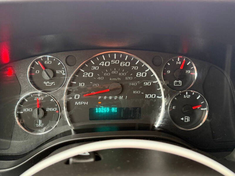 2025 GMC Savana 2500