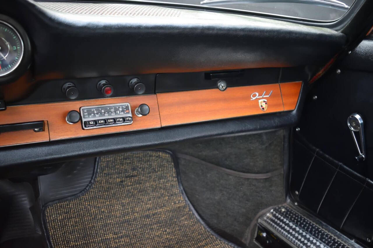 1966 Porsche 911 81
