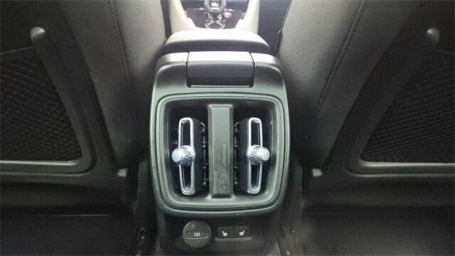 2022 Polestar 2 Long Range Dual Motor