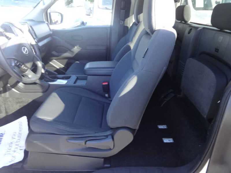 2024 Nissan Frontier S