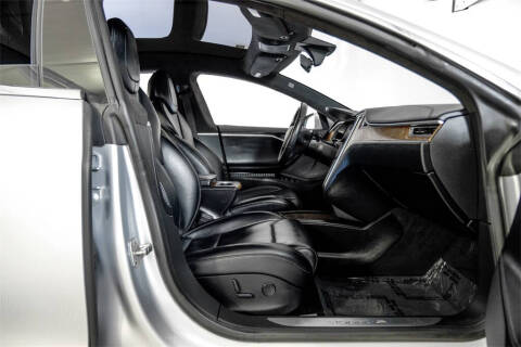 2017 Tesla Model S 75D