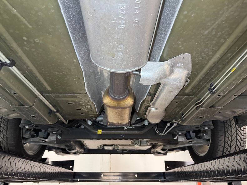 2010 Cadillac DTS Luxury Collection