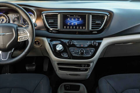 2019 Chrysler Pacifica L