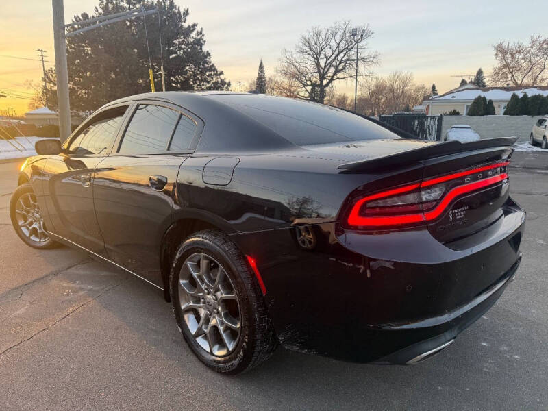 2017 Dodge Charger SE