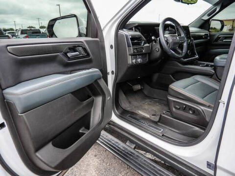 2025 GMC Yukon AT4
