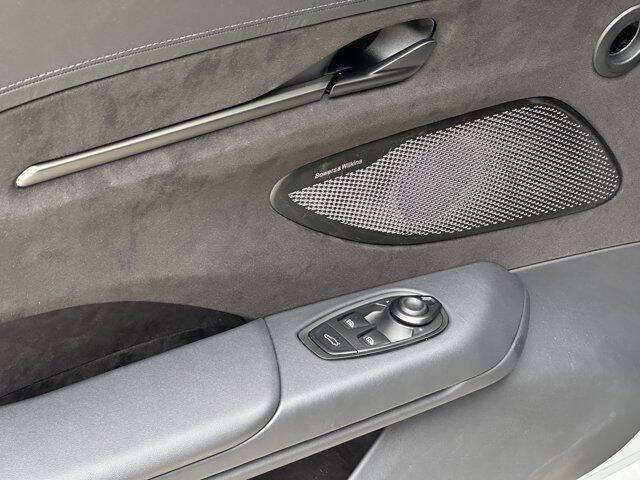 2025 Aston Martin Vantage