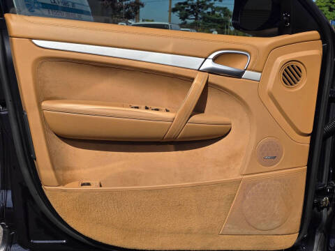 2009 Porsche Cayenne GTS Tiptronic