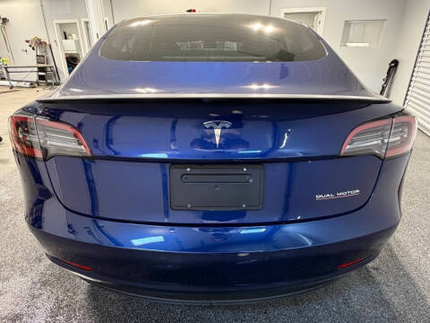 2023 Tesla Model 3 Performance