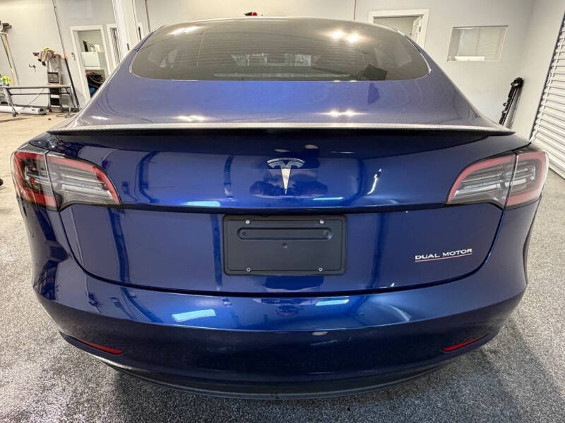 2023 Tesla Model 3 Performance