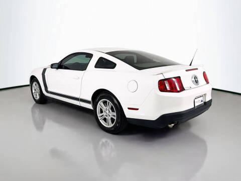 2011 Ford Mustang V6