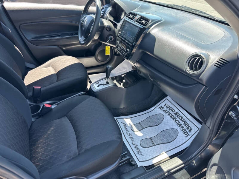 2024 Mitsubishi Mirage ES