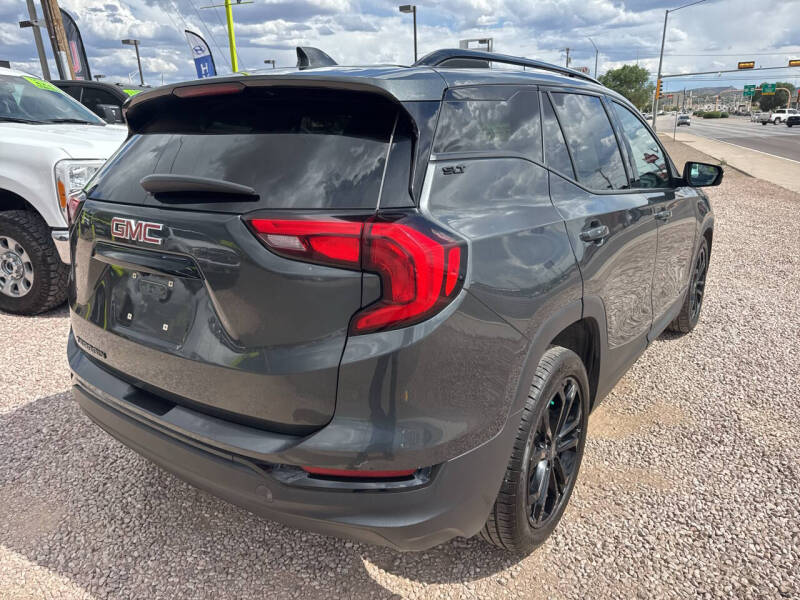 2021 GMC Terrain SLT
