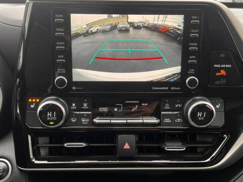 2021 Toyota Highlander XLE