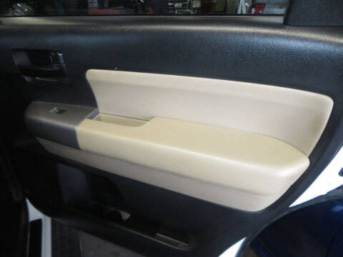 2016 Toyota Sequoia SR5
