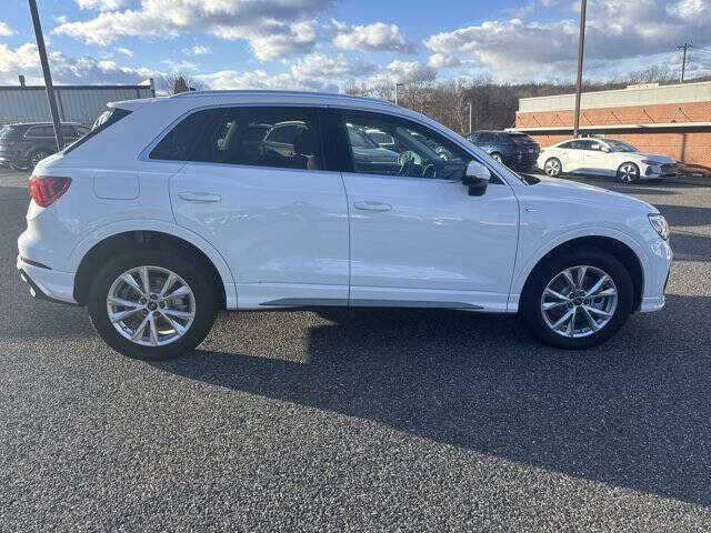 2025 Audi Q3 quattro S line Premium 45 TFSI