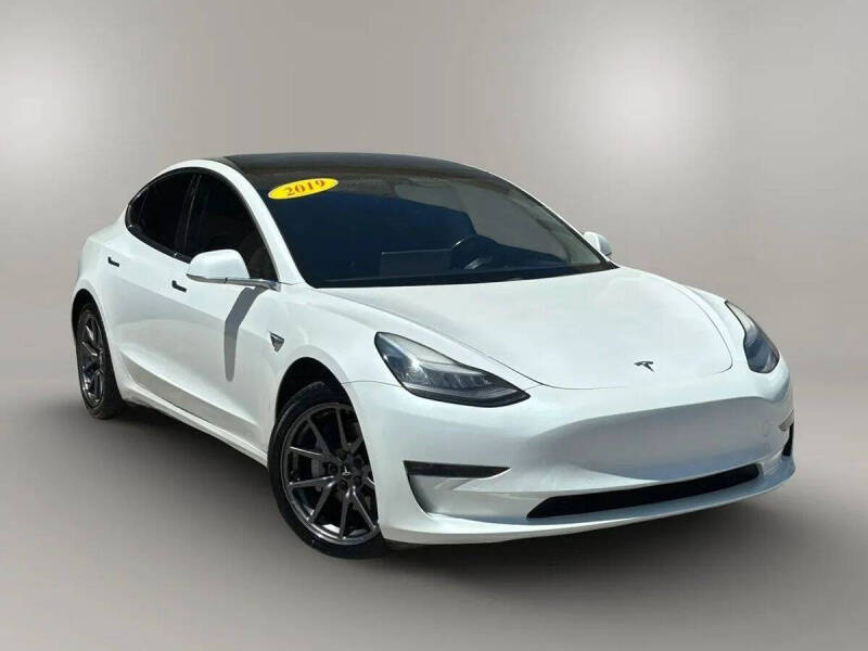 2019 Tesla Model 3 Standard Range Plus
