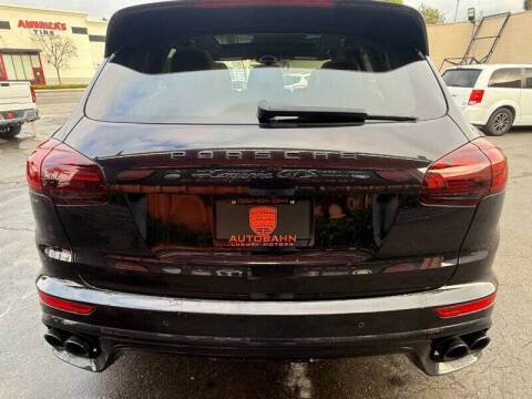 2016 Porsche Cayenne GTS