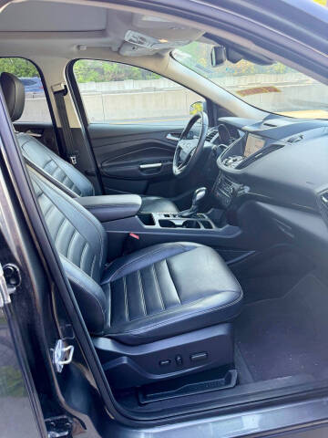 2018 Ford Escape Titanium