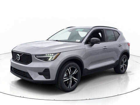 2026 Volvo XC40 B5 Core Photo