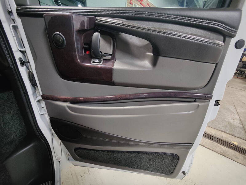 2015 Chevrolet Express 2500