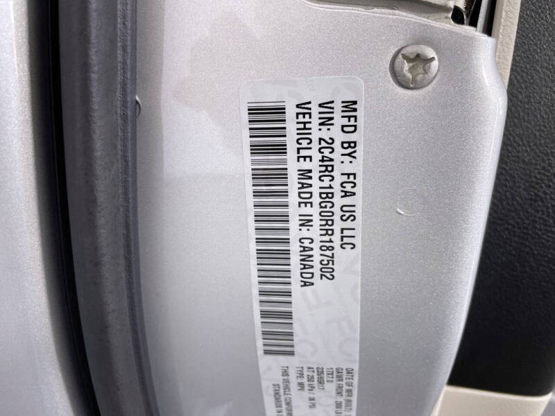 2024 Chrysler Pacifica Touring L