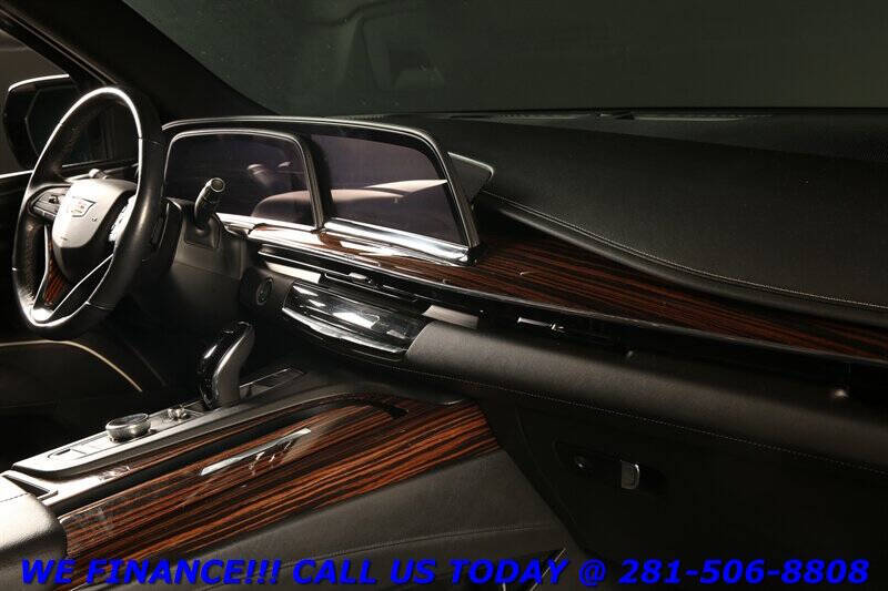 2021 Cadillac Escalade Luxury