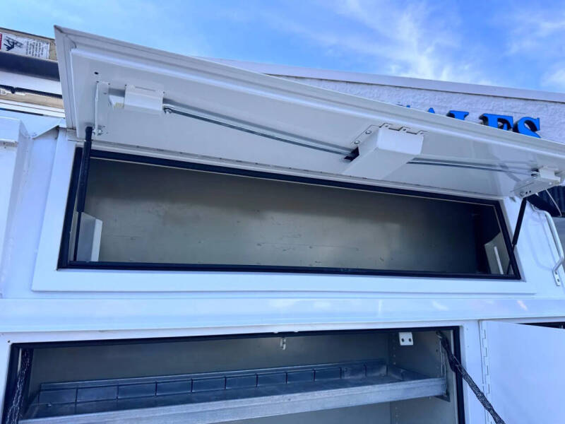 2015 Chevrolet Silverado 3500HD CC