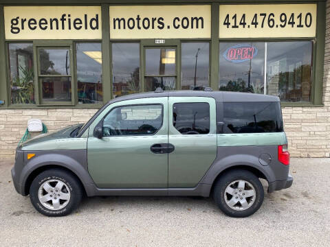 2004 Honda Element for sale at GREENFIELD MOTORS in Milwaukee WI