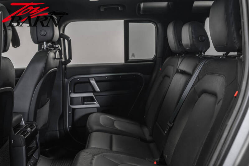 2023 Land Rover Defender 110 X-Dynamic SE