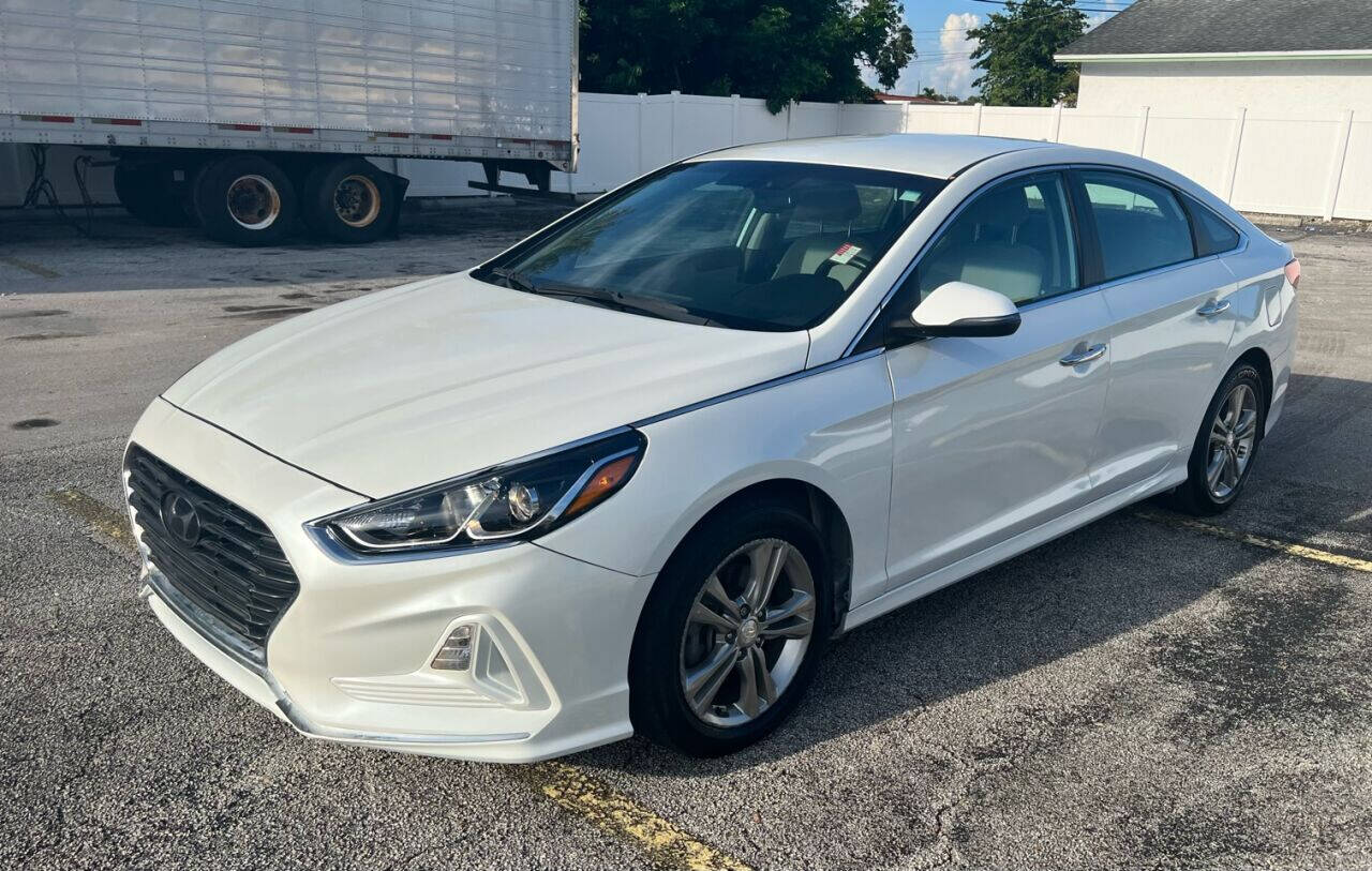 2018 Hyundai Sonata  - $16,800