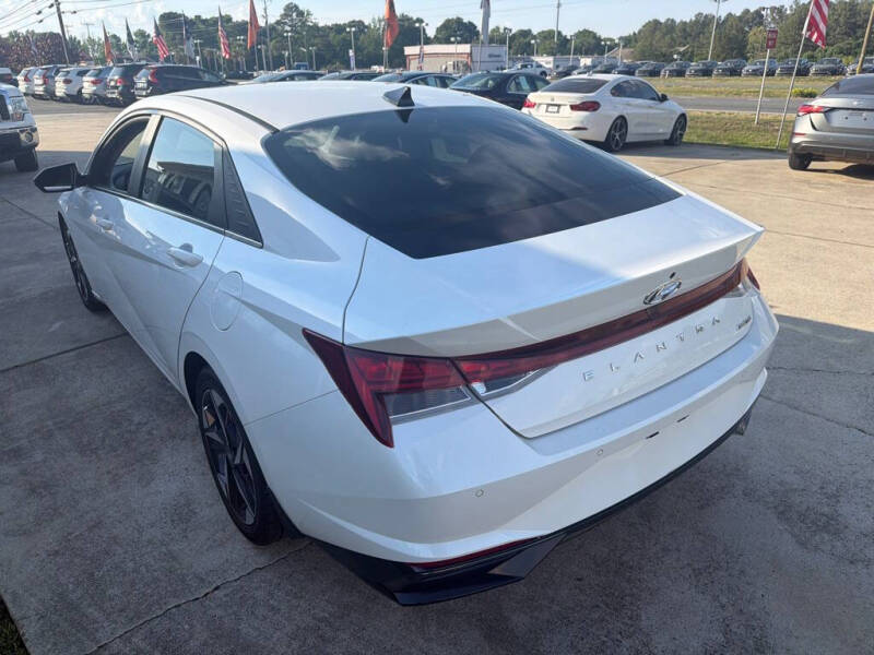 2022 Hyundai Elantra