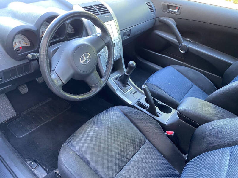 2005 Scion tC