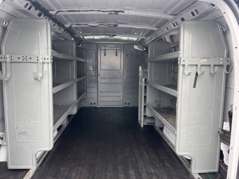 2021 Chevrolet Express 2500