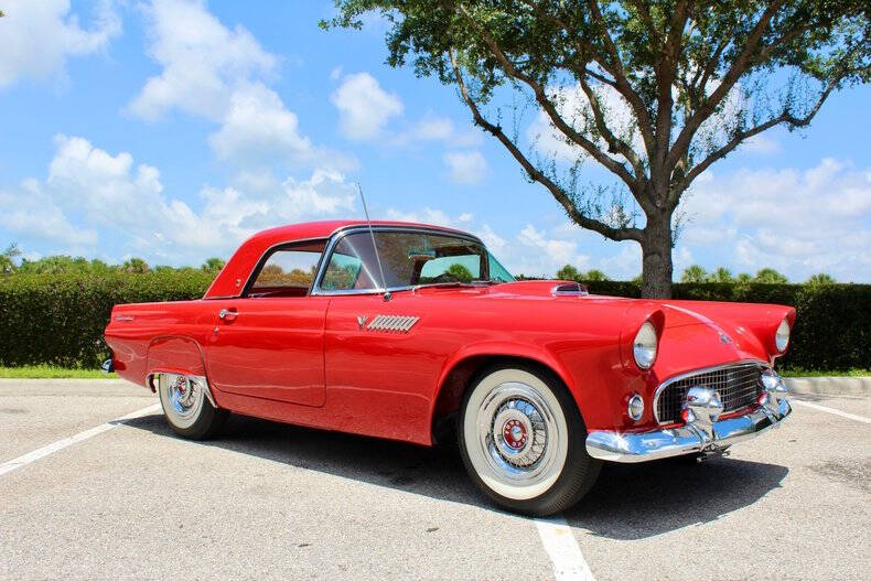 1955 Ford Thunderbird