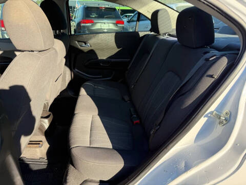 2017 Chevrolet Sonic LT Auto