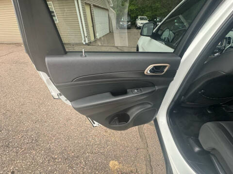 2014 Jeep Grand Cherokee Laredo E