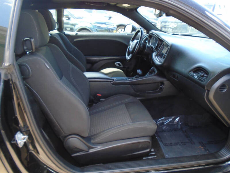 2018 Dodge Challenger SXT