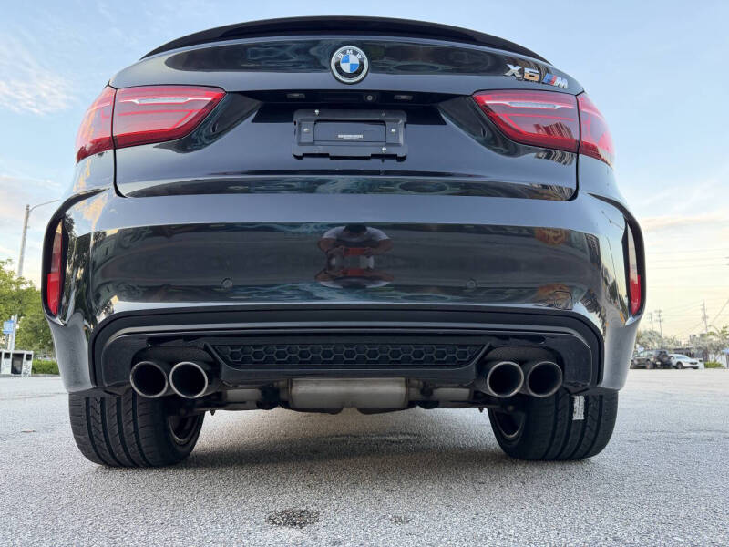 2016 BMW X6 M