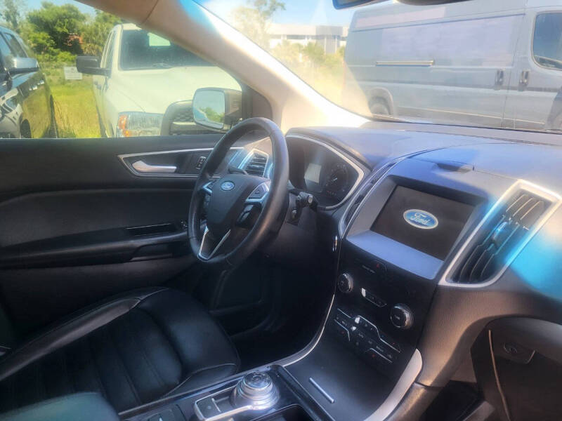 2019 Ford Edge SEL