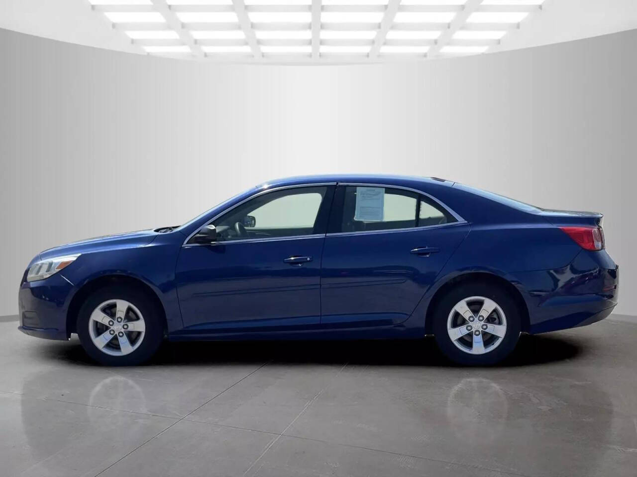 2013 Chevrolet Malibu for sale at Used Cars Toledo in Oregon, OH