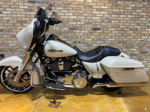 2022 Harley-Davidson Street Glide®