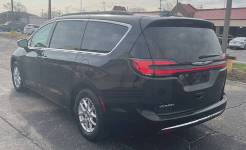 2022 Chrysler Pacifica Touring L